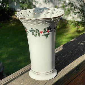 Madison And‎ Max Shabby Chic Ceramic Vase